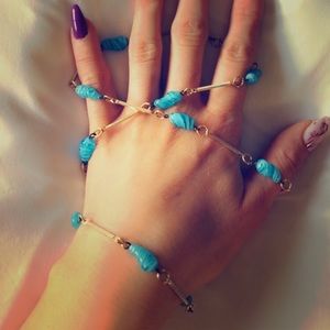 Vintage Sea-glass blue screw clasp necklace